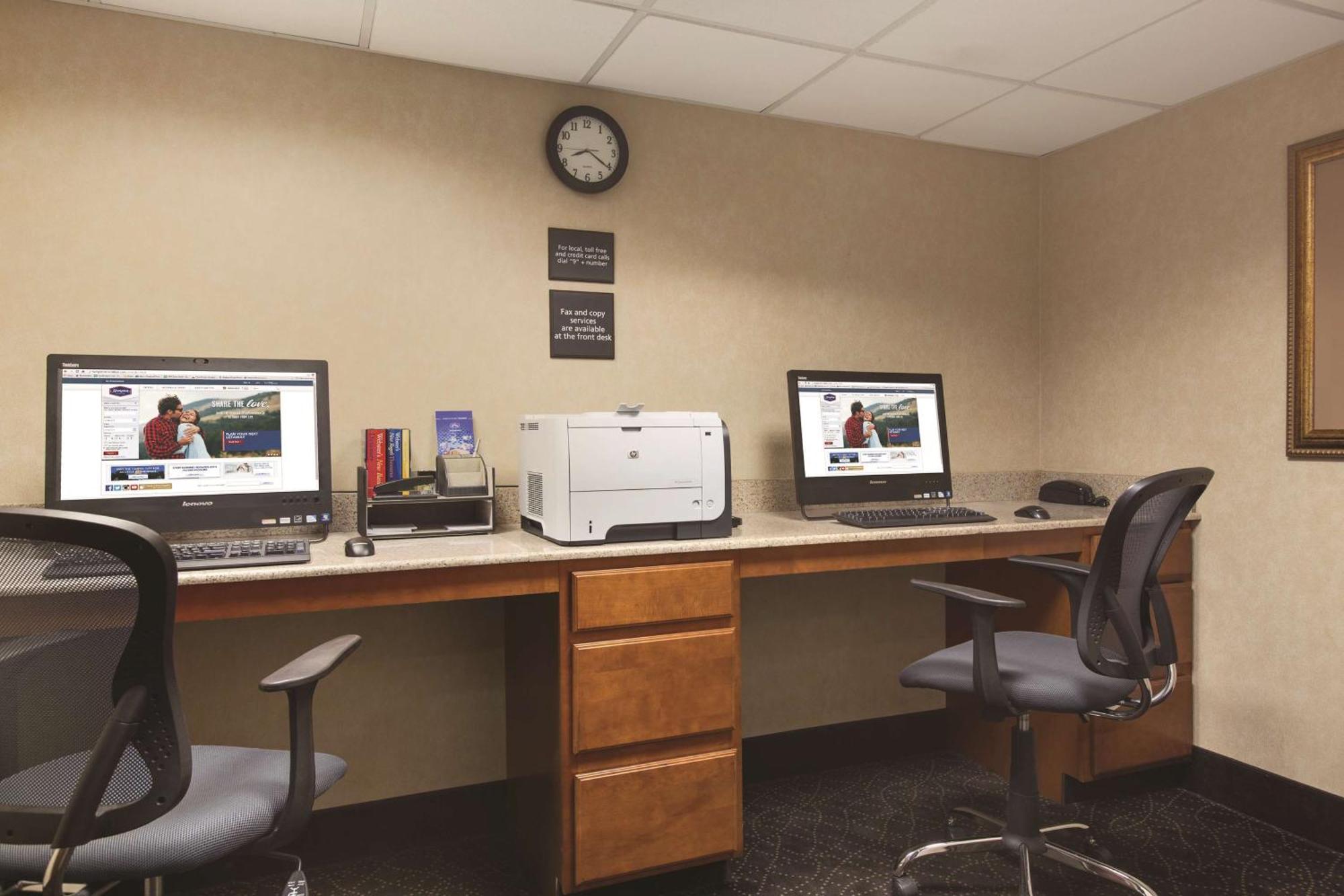 Hampton Inn & Suites Greenfield Kültér fotó