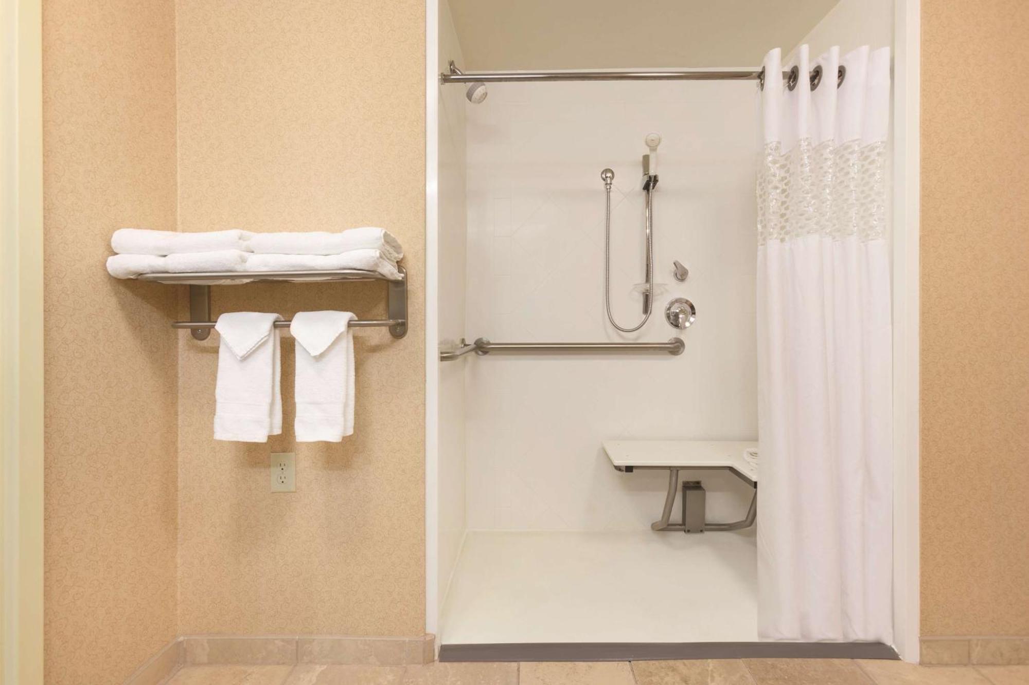 Hampton Inn & Suites Greenfield Kültér fotó