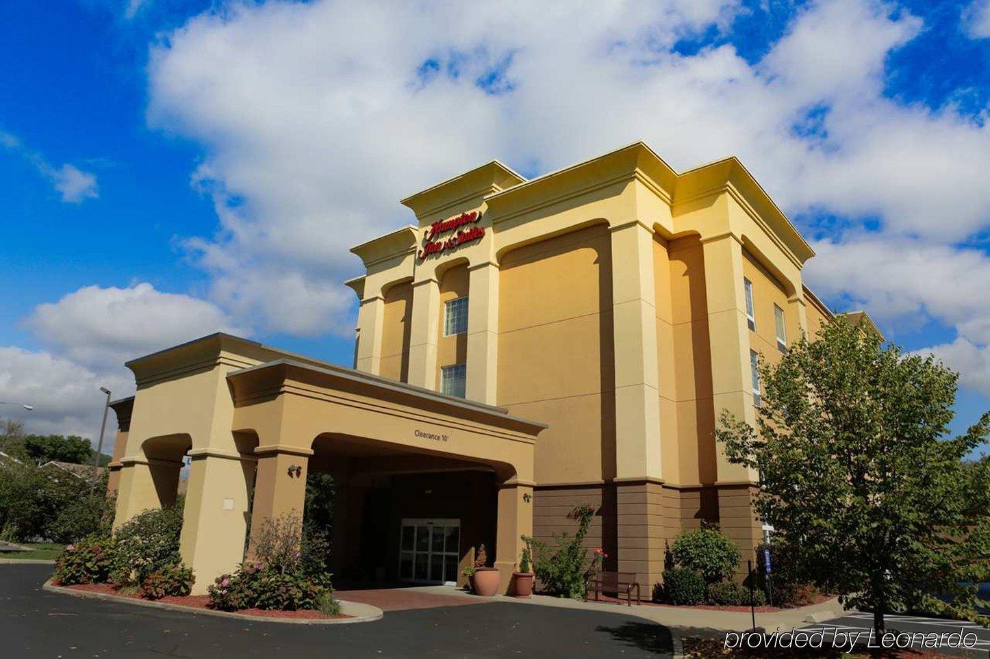 Hampton Inn & Suites Greenfield Kültér fotó