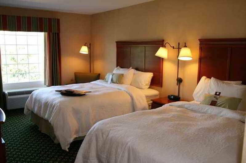 Hampton Inn & Suites Greenfield Kültér fotó